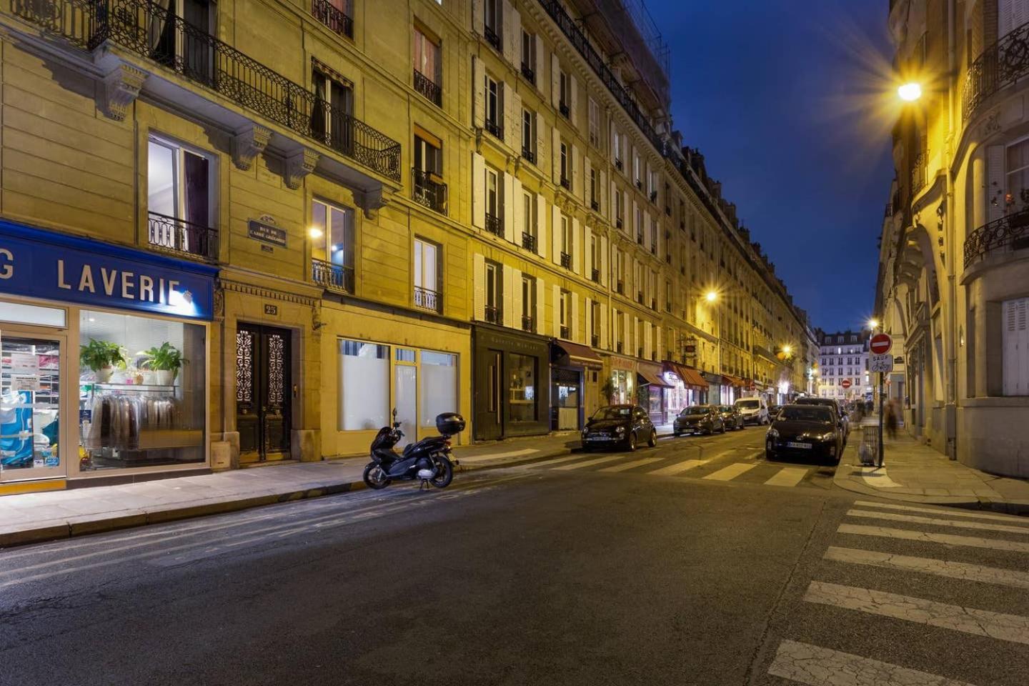 Chic Saint-Germain-Des-Pres Studio For 4 - Prime Location Paris Exterior foto